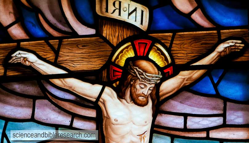 Stained glass window depicting the Crucifixion in the church of San Andres de Texeido, Spain (Photo by jorisvo)